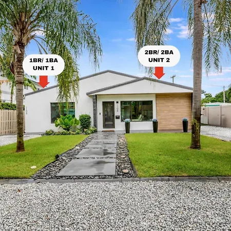 Contemporary 3Br 3 Ba Duplex, Amazing Outdoor Area Villa